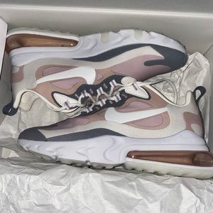 Nike Air Max 270 React